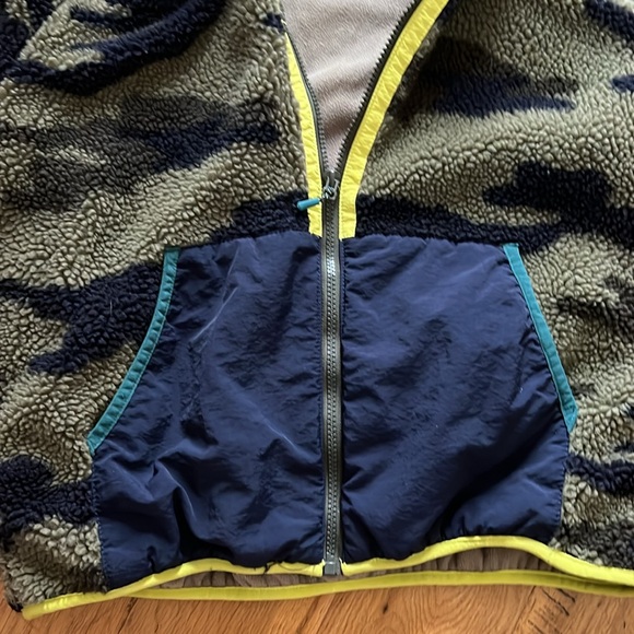 11/12 - ZARA - outwear winter jacket hoodie cami unisex NWOT - Picture 2 of 3